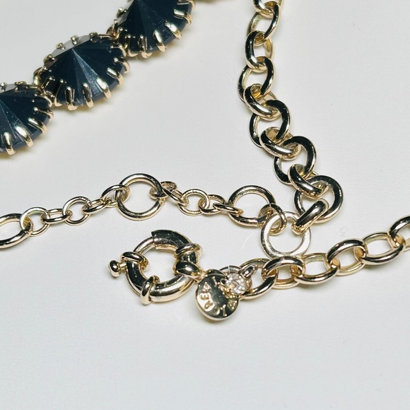 J. Crew Dark Navy Midnight-Blue Venus Flytrap Fashion Statement Necklace - Picture 6 of 8